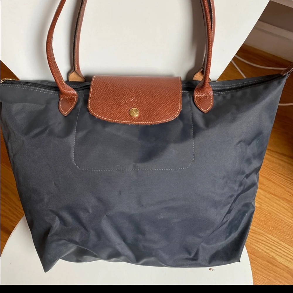 Longchamp Le Pilage Nylon Shoulder Tote - Picture 5 of 6